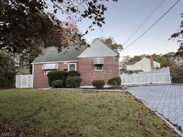 144 Magnolia Ave, Hillsdale, NJ 07642