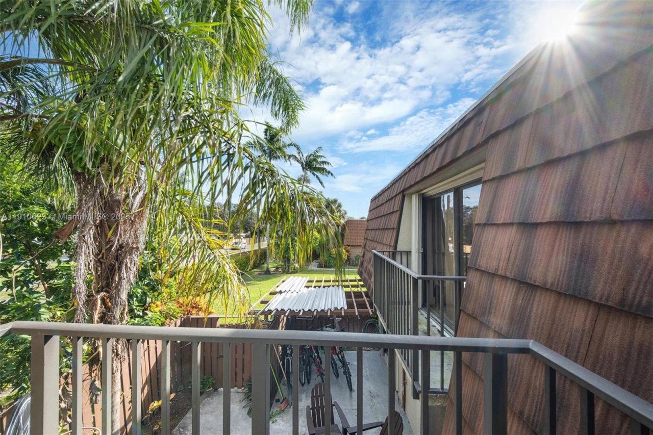 11913 SW 11th Ct, Davie, FL 33325 Photo