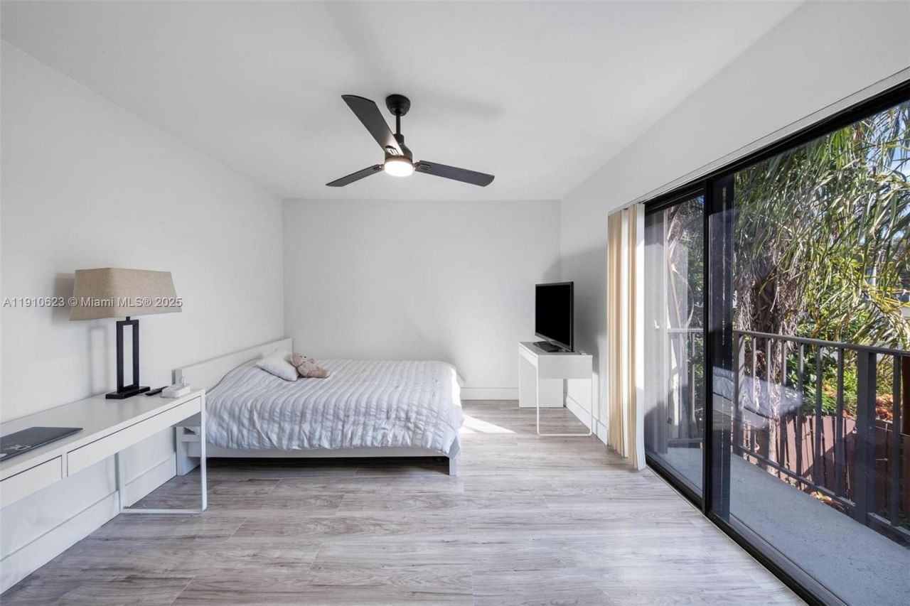 11913 SW 11th Ct, Davie, FL 33325 Photo