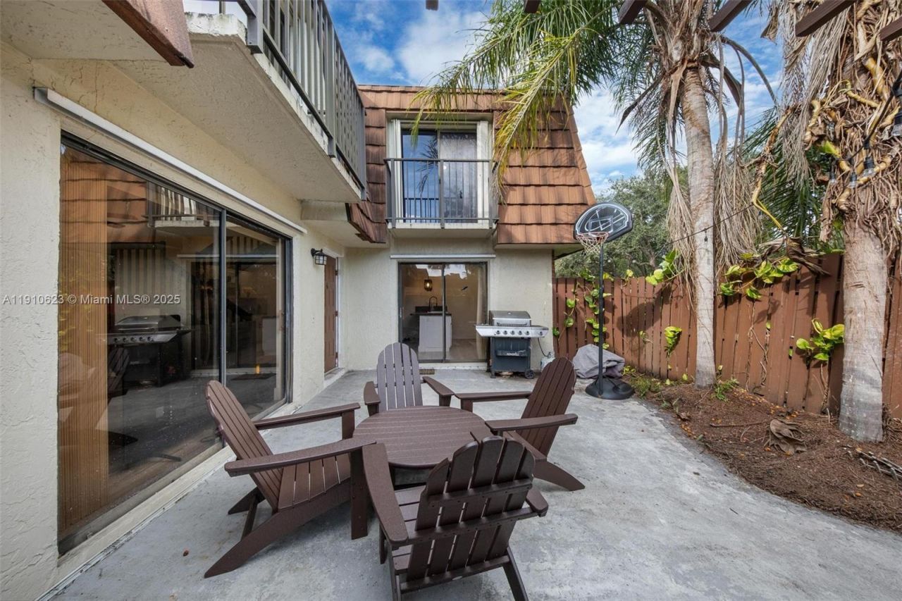 11913 SW 11th Ct, Davie, FL 33325 Photo