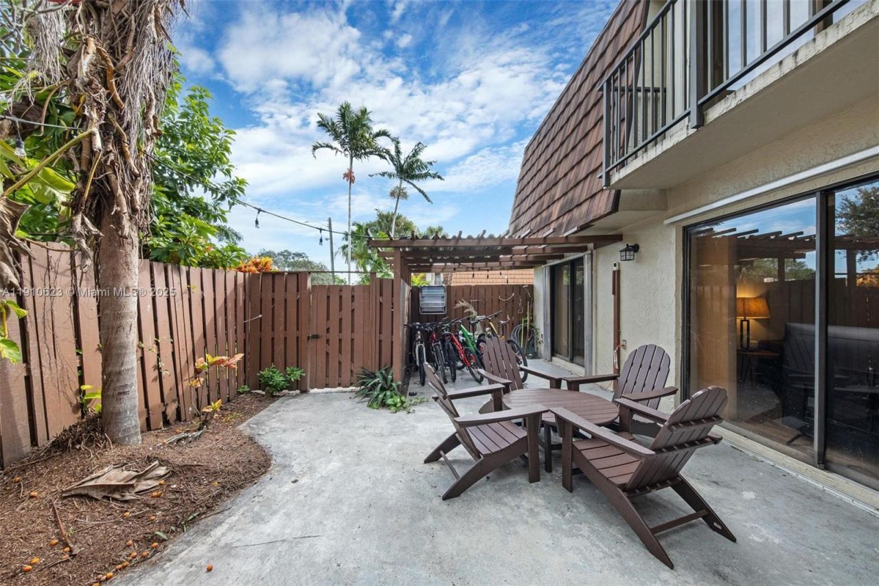 11913 SW 11th Ct, Davie, FL 33325 Photo