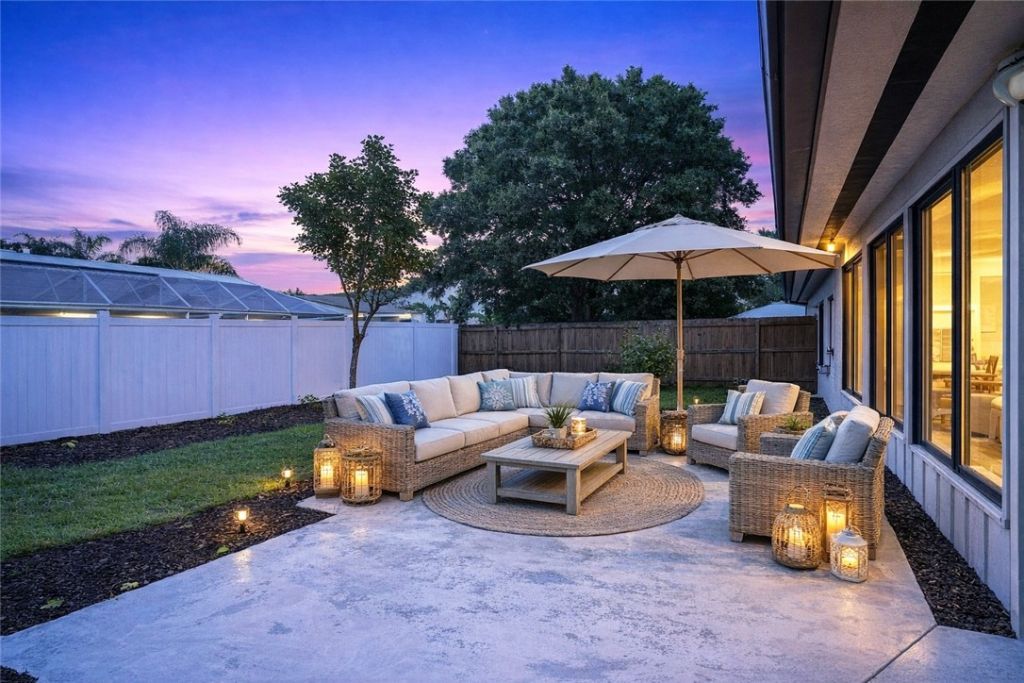 560 W Forest Trail, Vero Beach, FL 32962 Photo