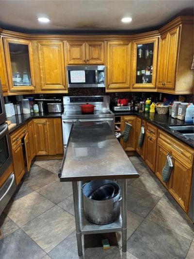 936 W Tropical Way, Plantation, FL 33317 Photo