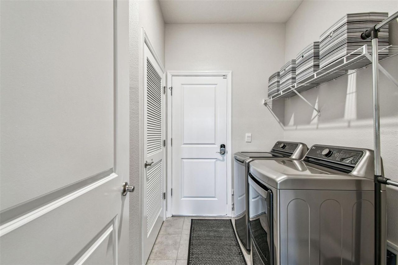 17710 Pastureland Avenue, Lakewood Ranch, FL 34211 Photo