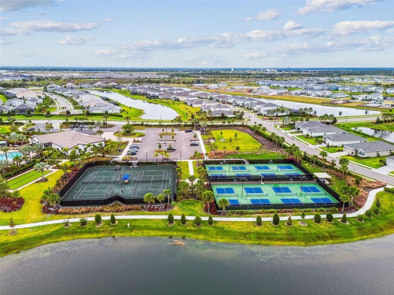 17710 Pastureland Avenue, Lakewood Ranch, FL 34211 Photo