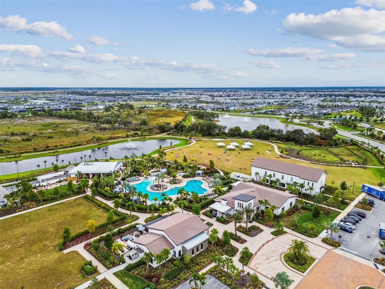 17710 Pastureland Avenue, Lakewood Ranch, FL 34211 Photo