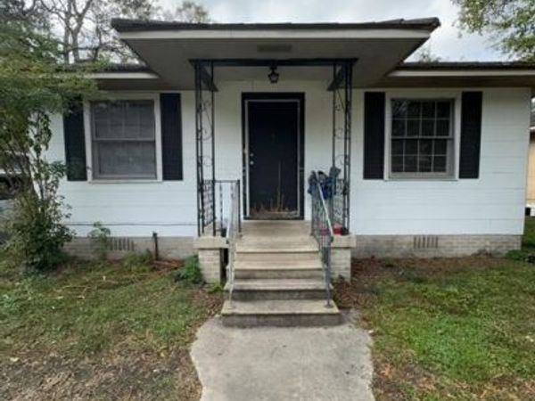 65 Lefevre Street, Mobile, AL 36607