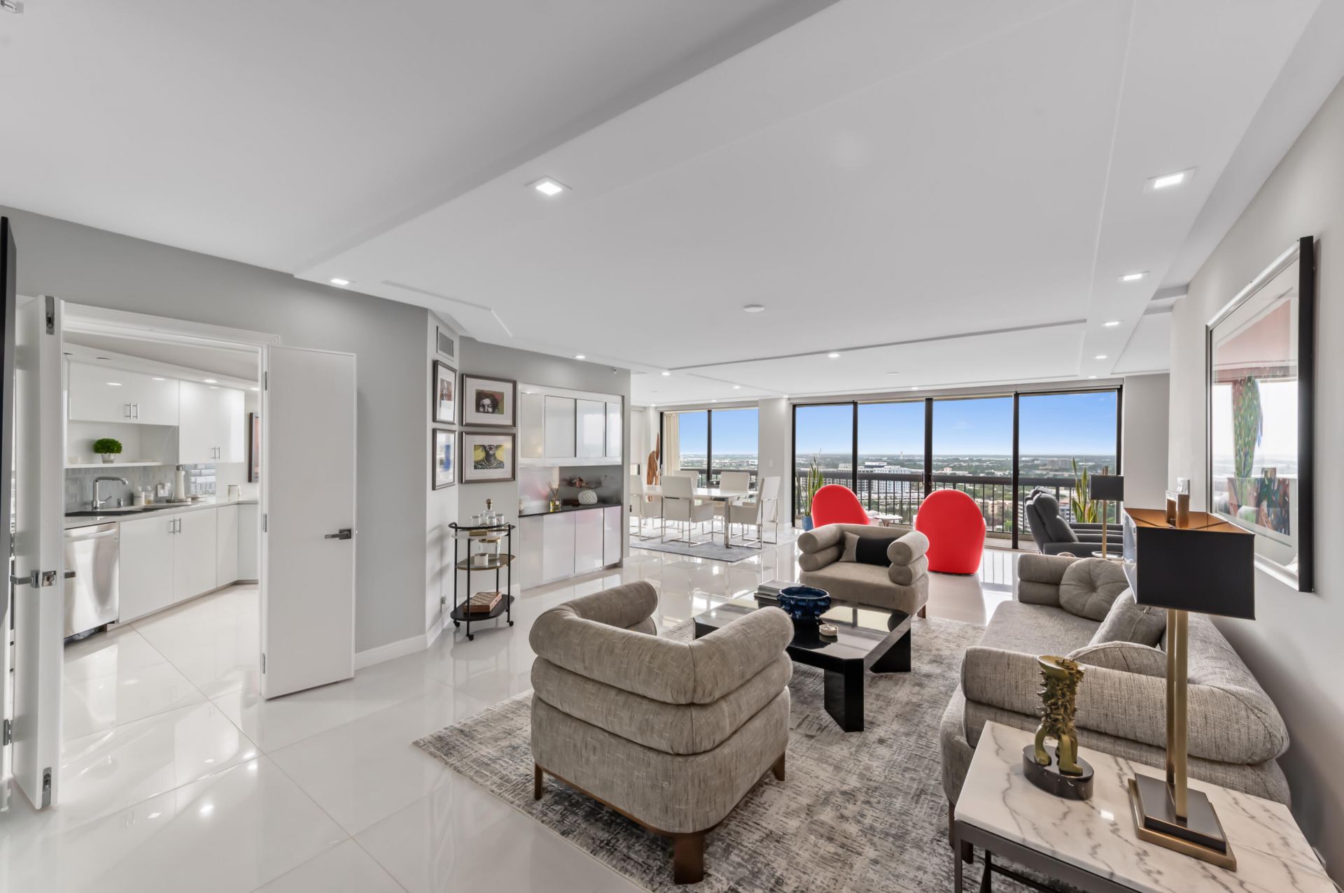 1900 Consulate Place, Unit 2104, West Palm Beach, FL 33401 Photo