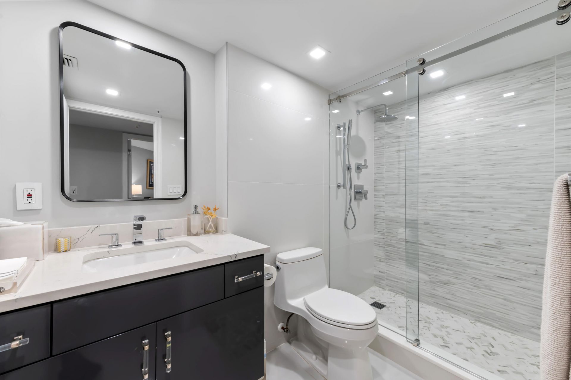 1900 Consulate Place, Unit 2104, West Palm Beach, FL 33401 Photo