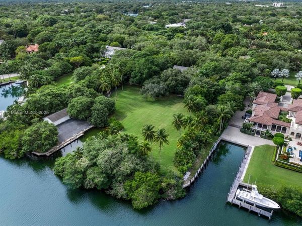 8565 Old Cutler Rd, Coral Gables, FL 33143