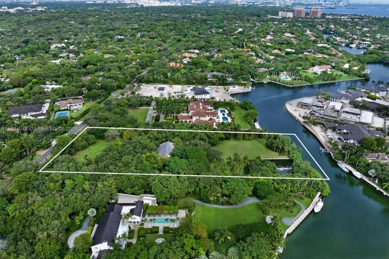 8565 Old Cutler Rd, Coral Gables, FL 33143 Photo