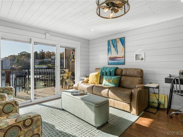 1522 Harbor Point Drive, Unit E-201, Osage Beach, MO 65065