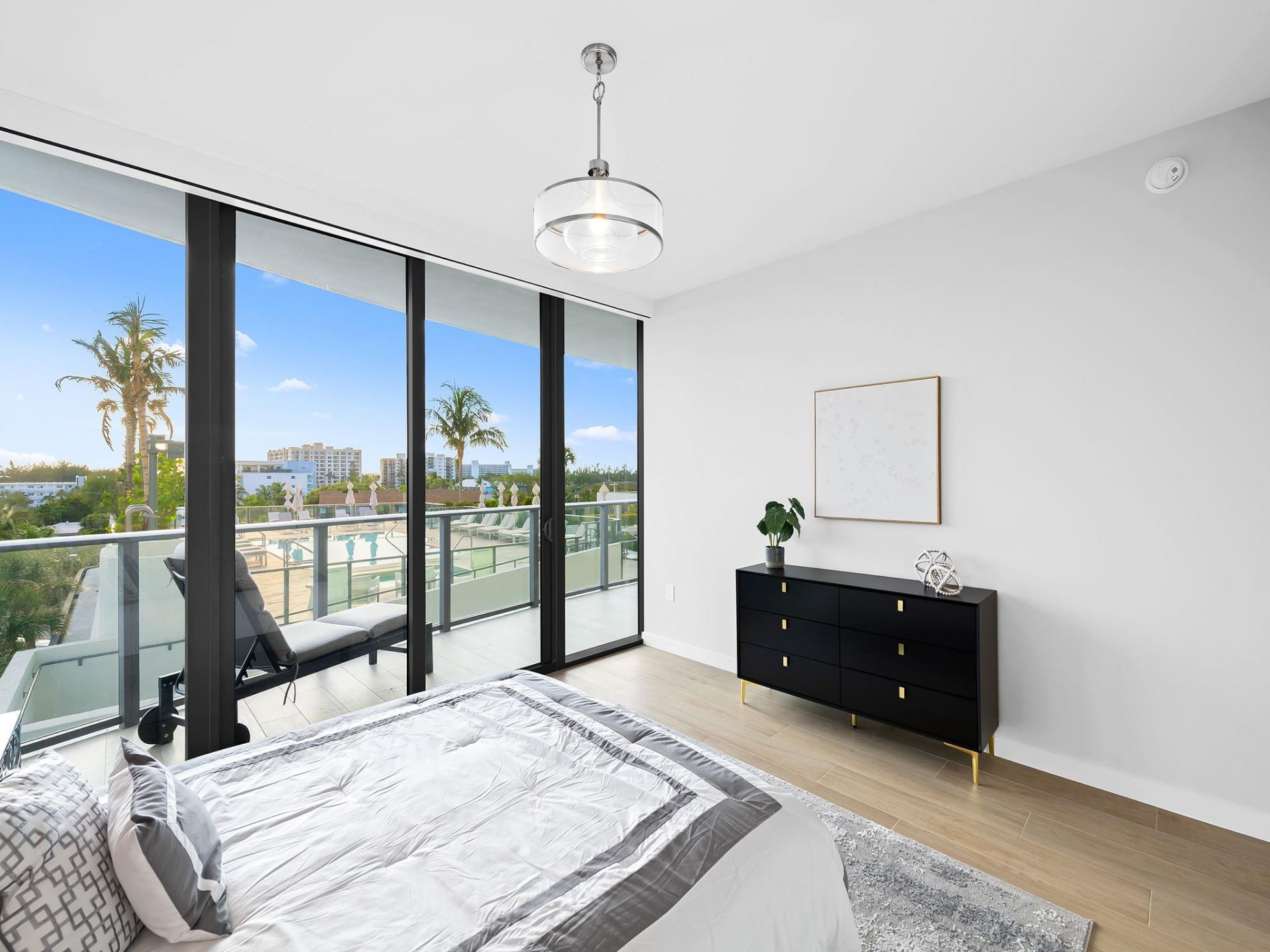 1116 N Ocean Boulevard, Unit 401, Pompano Beach, FL 33062 Photo