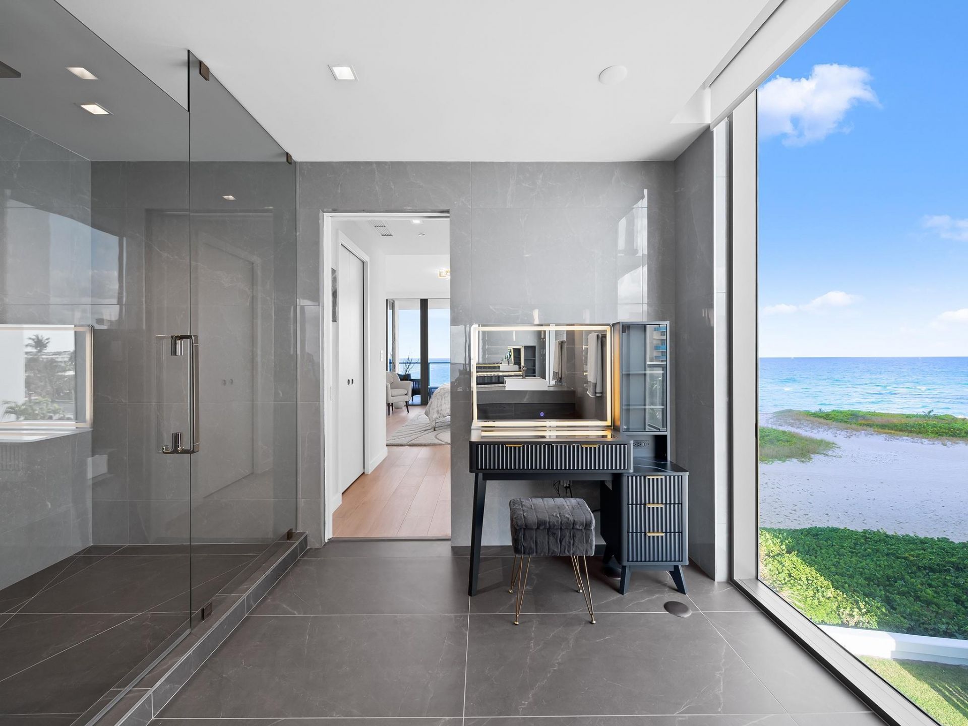 1116 N Ocean Boulevard, Unit 401, Pompano Beach, FL 33062 Photo