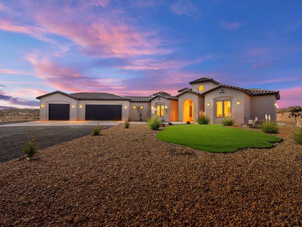 2005 Mate Court NE, Rio Rancho, NM 87144