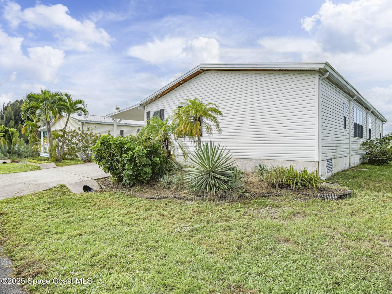 7620 Boxelder Road E, Micco, FL 32976 Photo