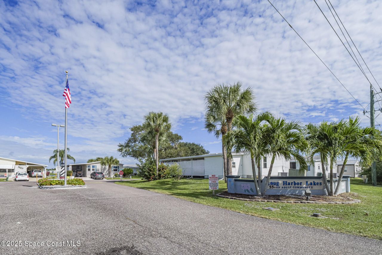 7620 Boxelder Road E, Micco, FL 32976 Photo