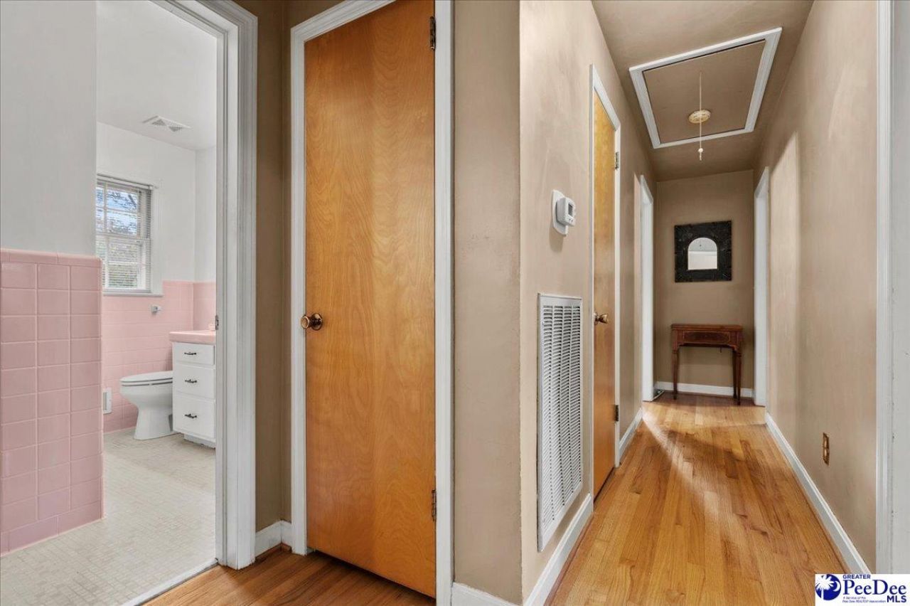 2605 W Andover Road Photo 17