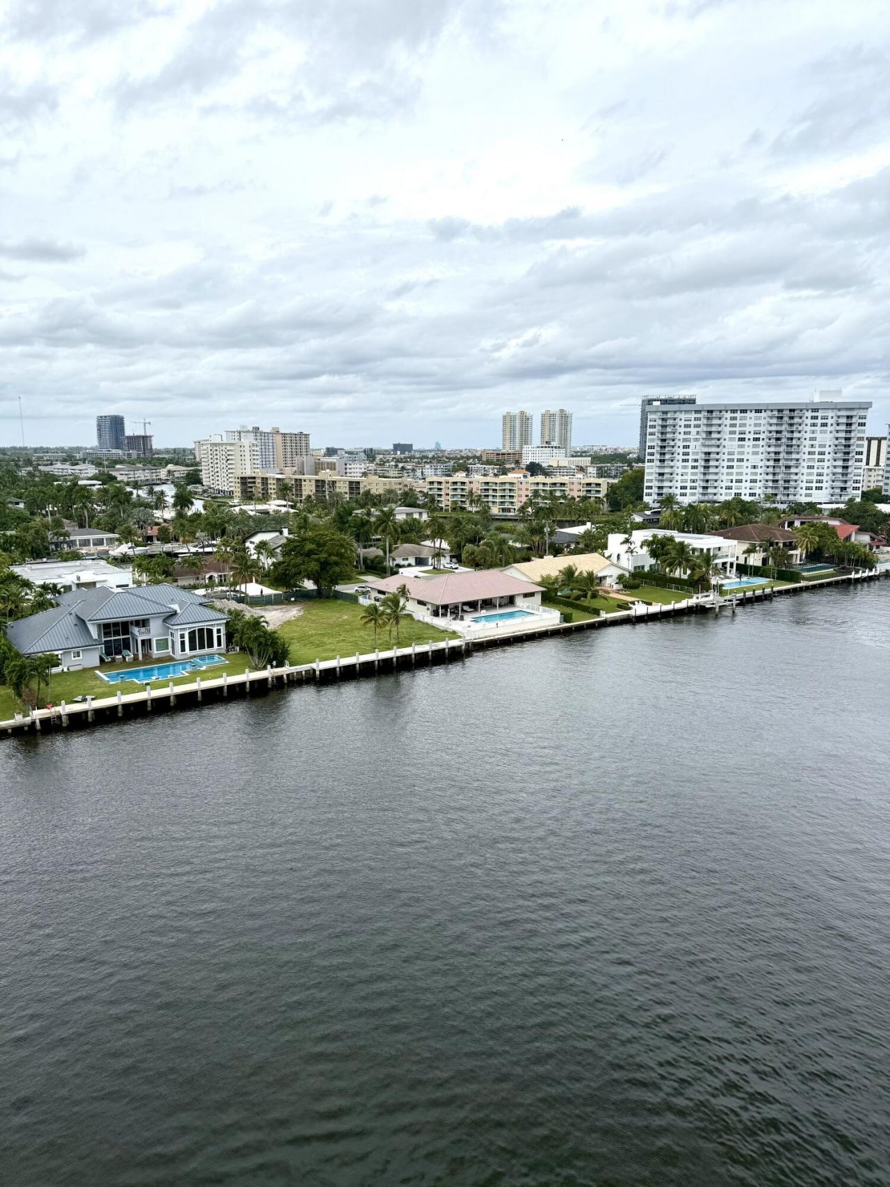 2017 S Ocean Drive, Unit 1109, Hallandale Beach, FL 33009 Photo