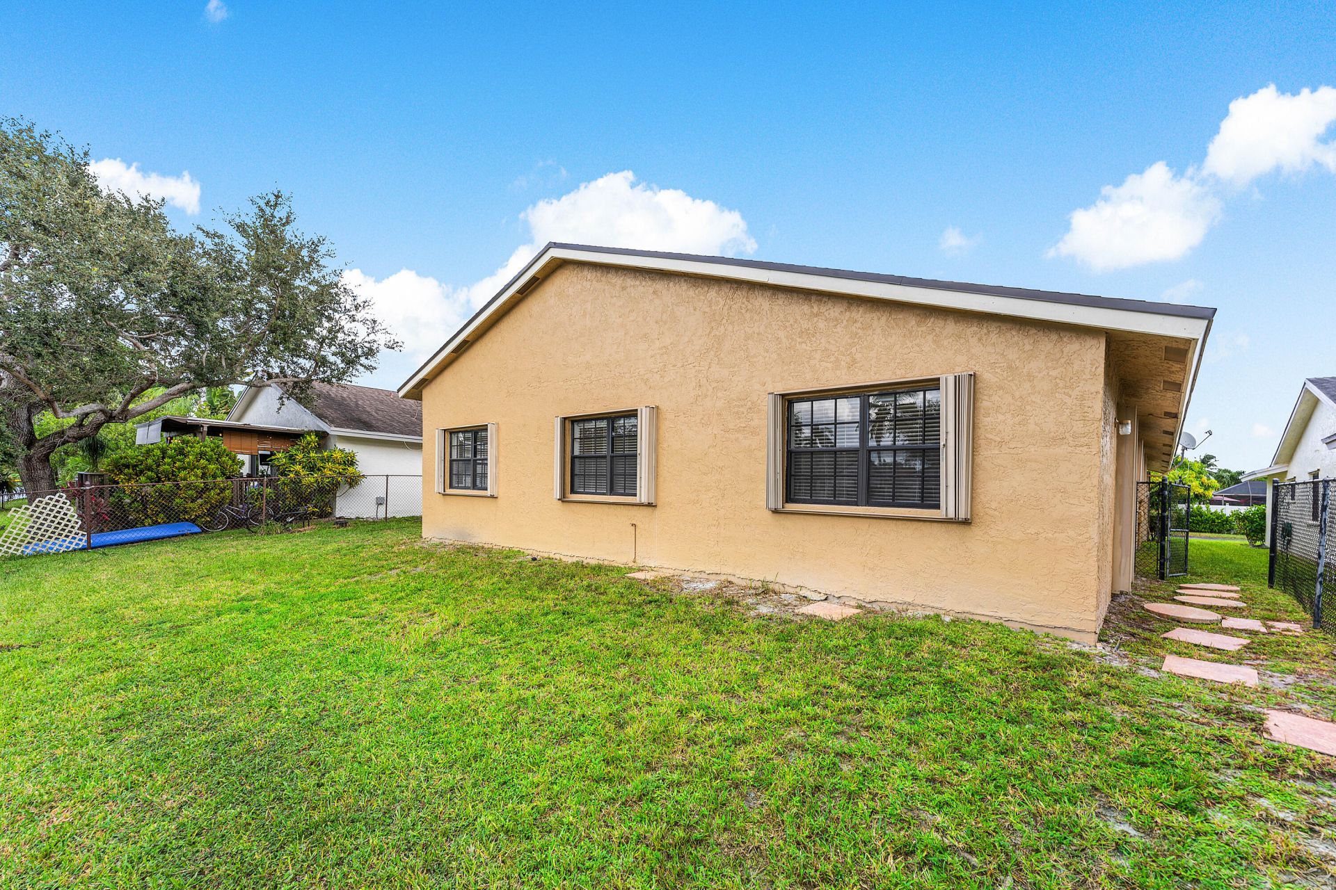 1531 SW 102nd Terrace, Davie, FL 33324 Photo