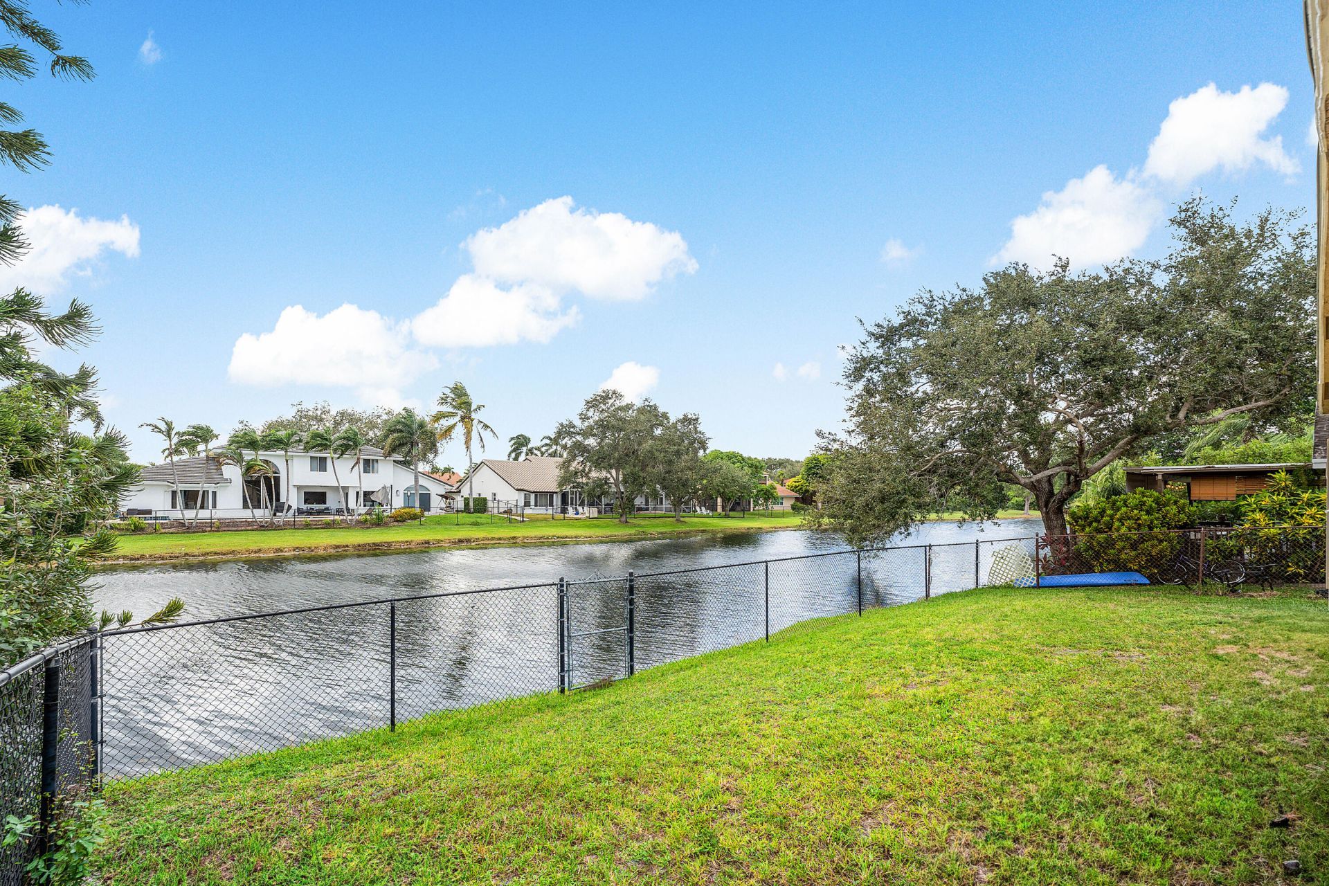 1531 SW 102nd Terrace, Davie, FL 33324 Photo