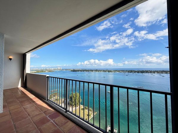 5600 N Flagler Drive, Unit 2209, West Palm Beach, FL 33407