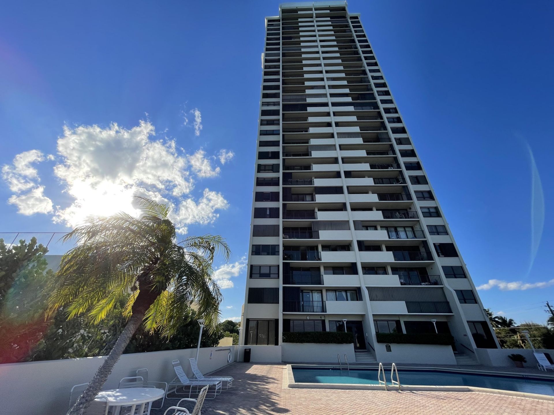 5600 N Flagler Drive, Unit 2209, West Palm Beach, FL 33407 Photo