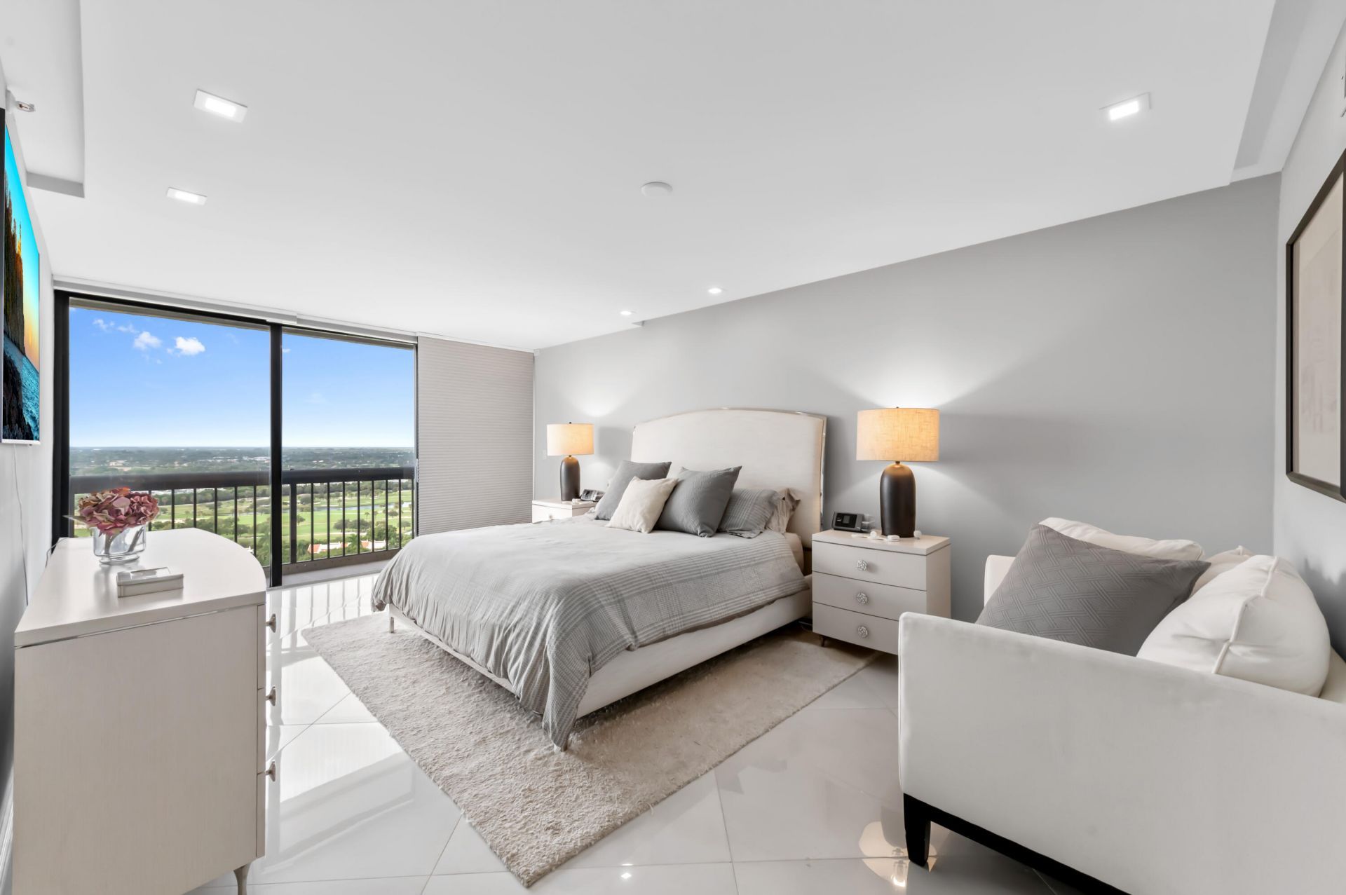 1900 Consulate Place, Unit 2104, West Palm Beach, FL 33401 Photo