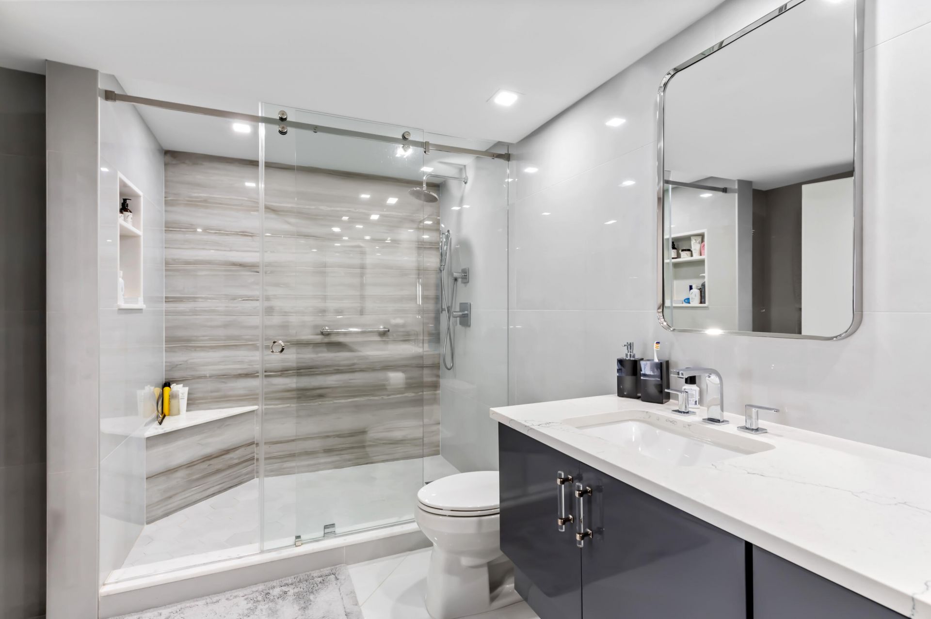 1900 Consulate Place, Unit 2104, West Palm Beach, FL 33401 Photo