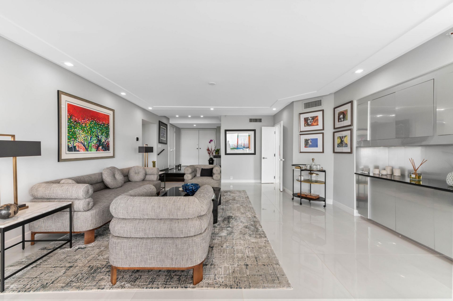 1900 Consulate Place, Unit 2104, West Palm Beach, FL 33401 Photo