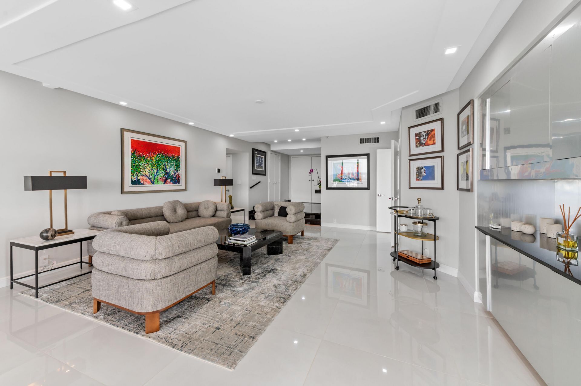 1900 Consulate Place, Unit 2104, West Palm Beach, FL 33401 Photo