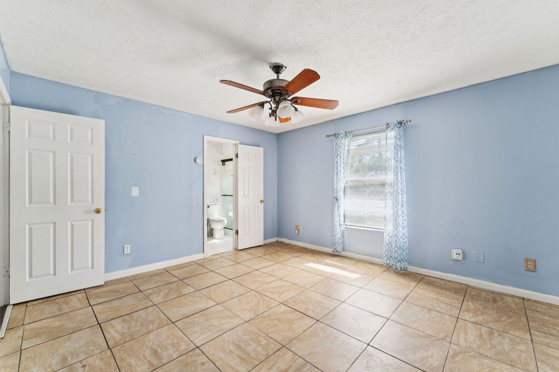 480 SW Lakehurst Drive, Port Saint Lucie, FL 34983 Photo