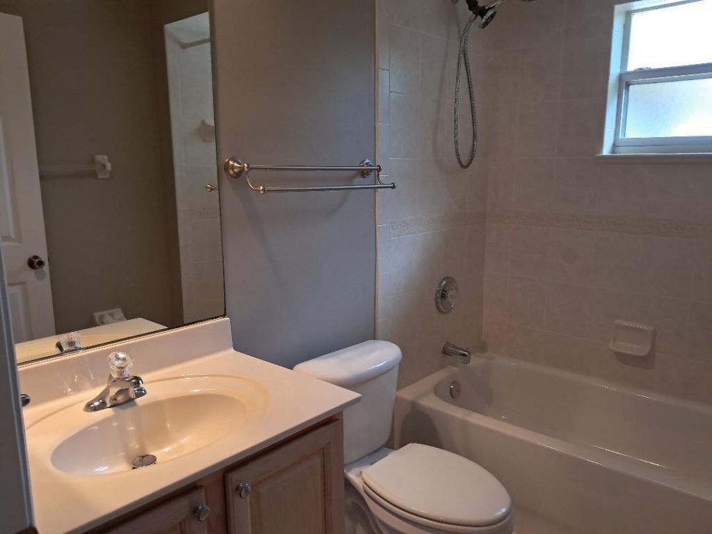 242 SW Amesbury Avenue, Port Saint Lucie, FL 34953 Photo