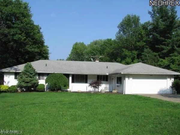 12487 Harold Drive, Chesterland, OH 44026