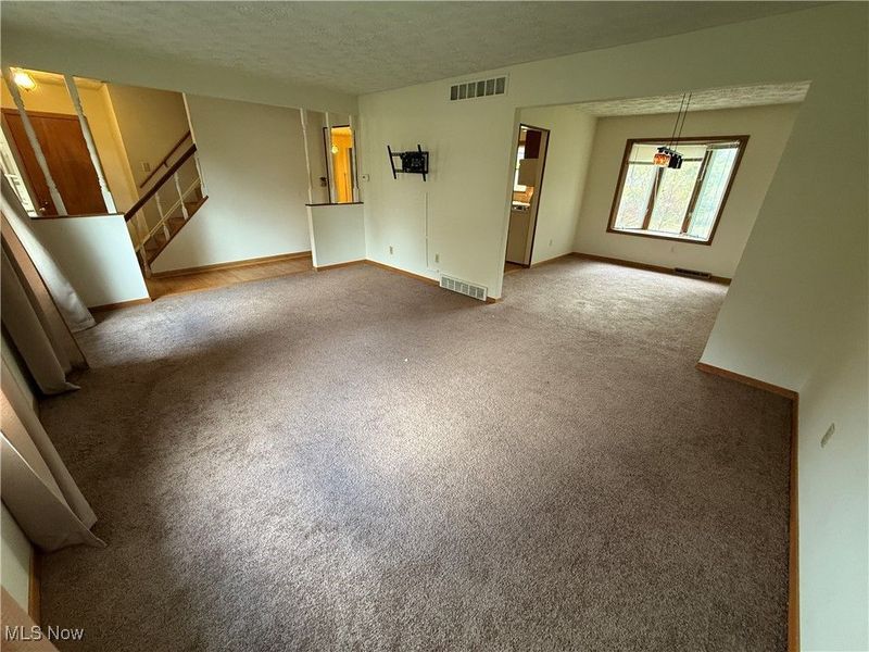 907 SHADY Lane, Howland, OH 44484 Photo 13