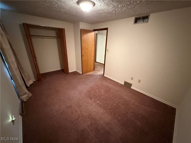 907 SHADY Lane, Howland, OH 44484 Photo 22