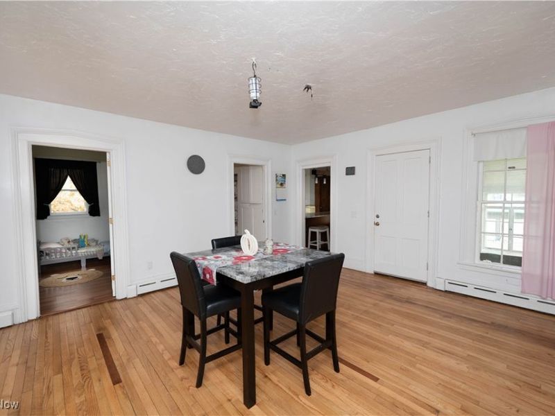 10961 Madison Road, Montville, OH 44064 Photo 4