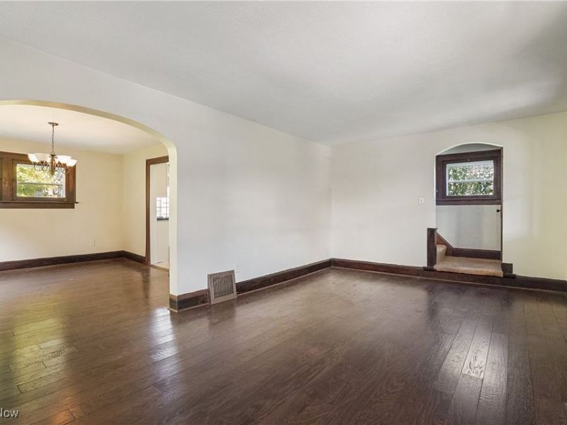 29 E Dartmore Avenue, Akron, OH 44301 Photo 14