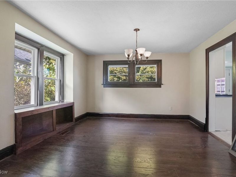 29 E Dartmore Avenue, Akron, OH 44301 Photo 15