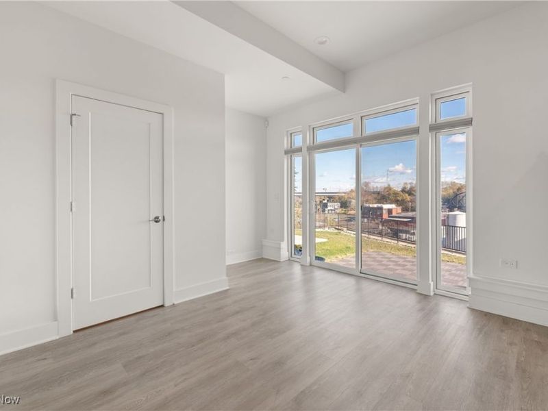 2289 W 19th Street, Cleveland, OH 44113 Photo 12