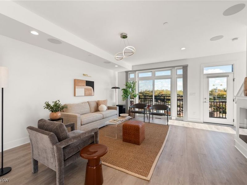 2289 W 19th Street, Cleveland, OH 44113 Photo 15