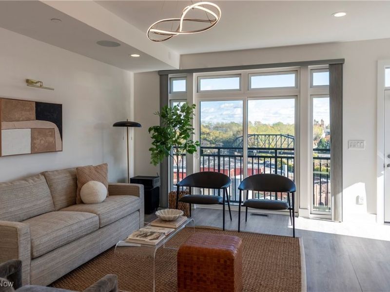 2289 W 19th Street, Cleveland, OH 44113 Photo 19