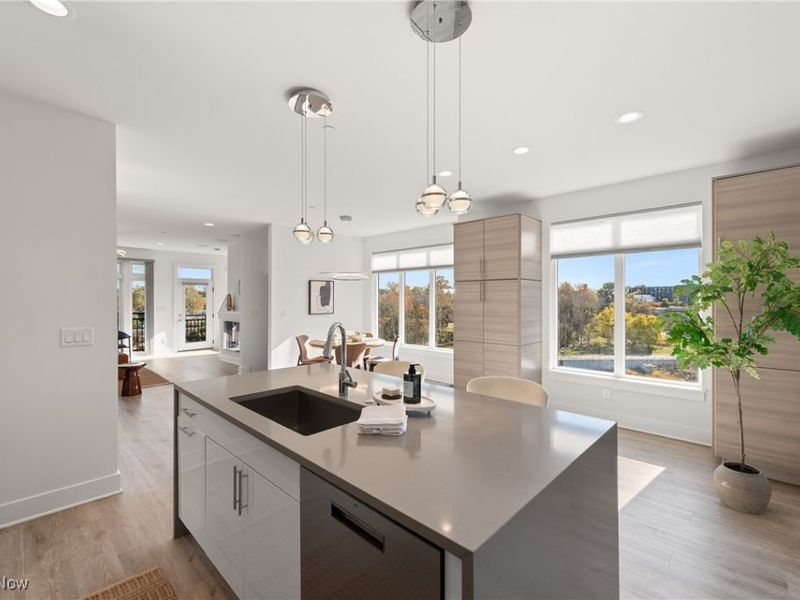 2289 W 19th Street, Cleveland, OH 44113 Photo 28