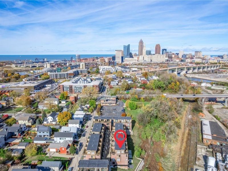 2289 W 19th Street, Cleveland, OH 44113 Photo 3