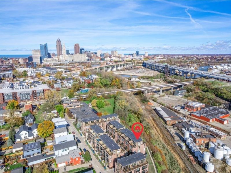 2289 W 19th Street, Cleveland, OH 44113 Photo 4