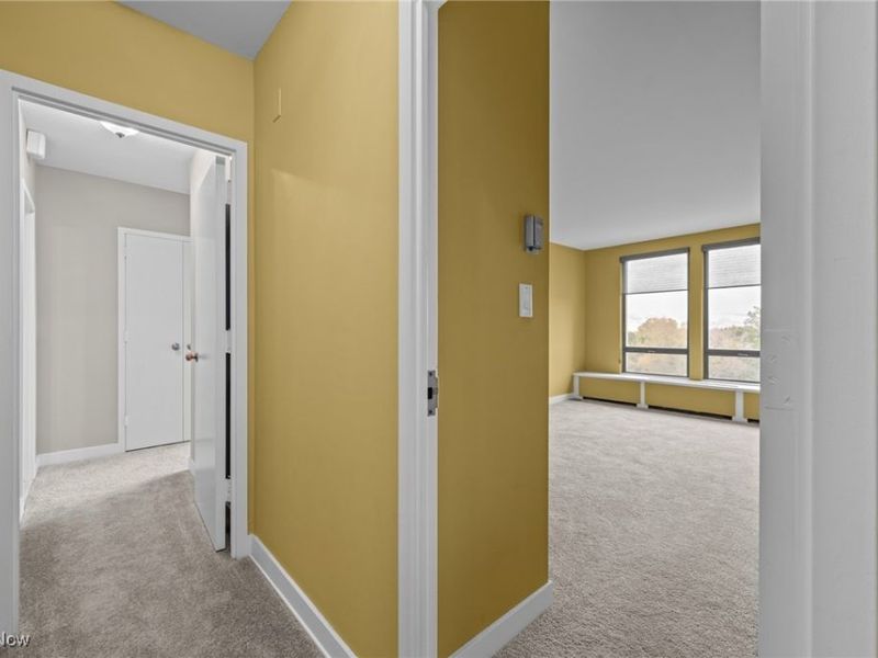 1 Bratenahl Place, Unit 802, Bratenahl, OH 44108 Photo 19