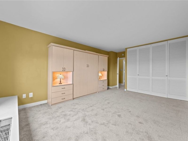 1 Bratenahl Place, Unit 802, Bratenahl, OH 44108 Photo 21