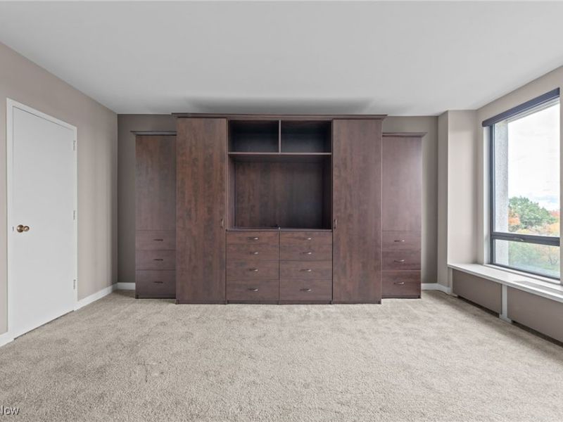 1 Bratenahl Place, Unit 802, Bratenahl, OH 44108 Photo 28