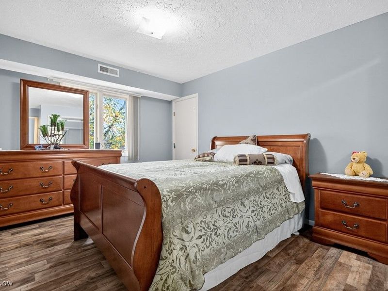 7093 Village Drive, Concord, OH 44060 Photo 12