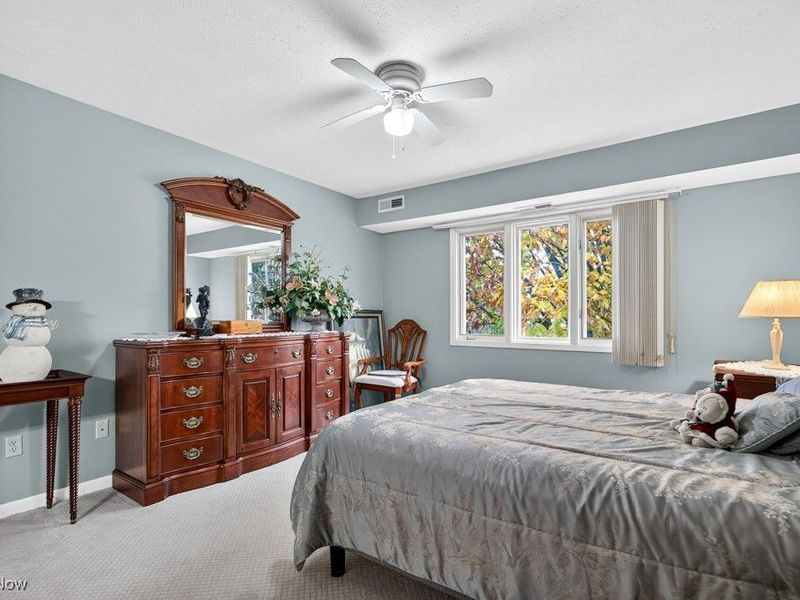 7093 Village Drive, Concord, OH 44060 Photo 16